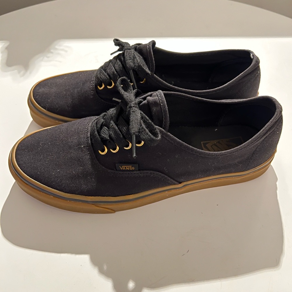 Black and Gum Low top Vans